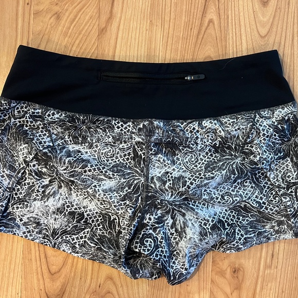 Lululemon Run Times II size 6 - Picture 2 of 3